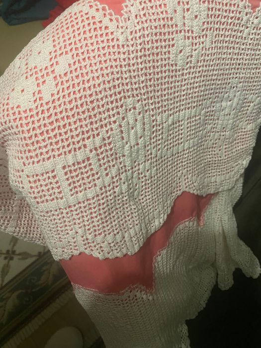 Toalha Linho Bordada com Renda manual