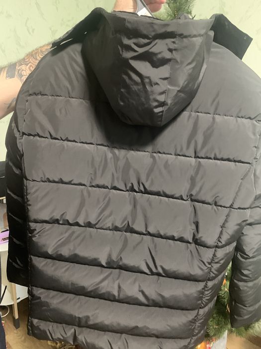 нова чоловіча зимня куртка