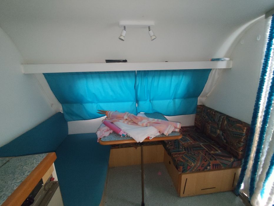 Caravana pluma grou 350