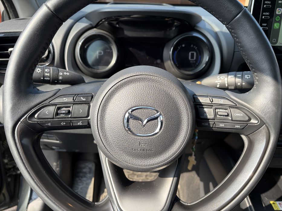 Mazda 2 hybrid cesja leasing 2023 serwis,salon