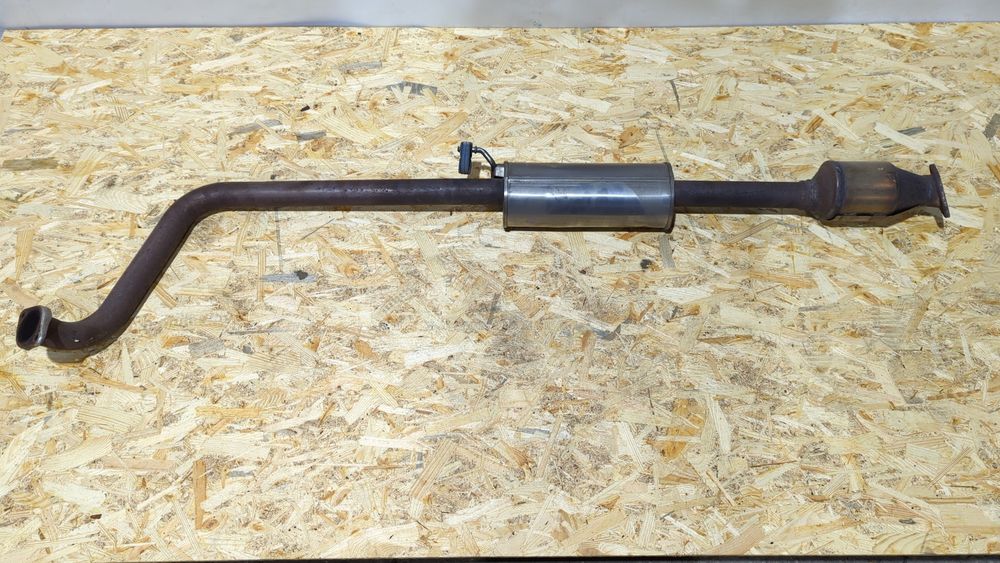 Вихлопна труба центральна частина з каталізатором з Hyundai Kona 2020