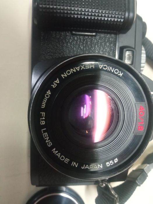 Duas maravilhosas Máquinas fotográficas. Uma pentax outra Konica..