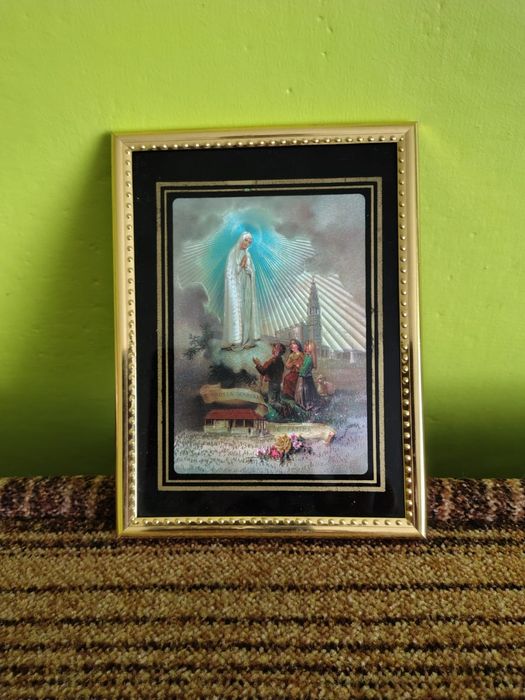 Obrazek święty obrazek w złotej ramce