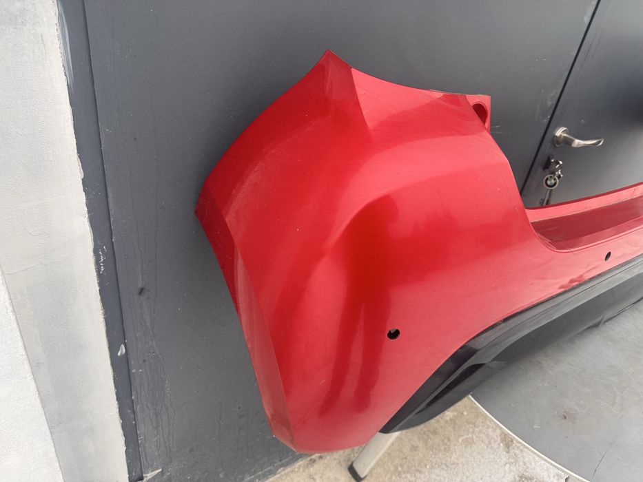 Toyota Yaris IV zderzak tylny  4xpdc