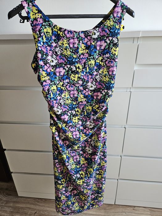Sukienka w kwiaty Zara, XS