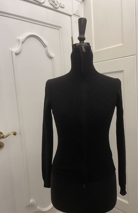 MAX MARA piękny sweter na zamek z golfem