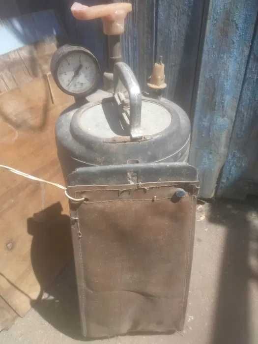 Опрыскиватель металлический ОПР-12. .