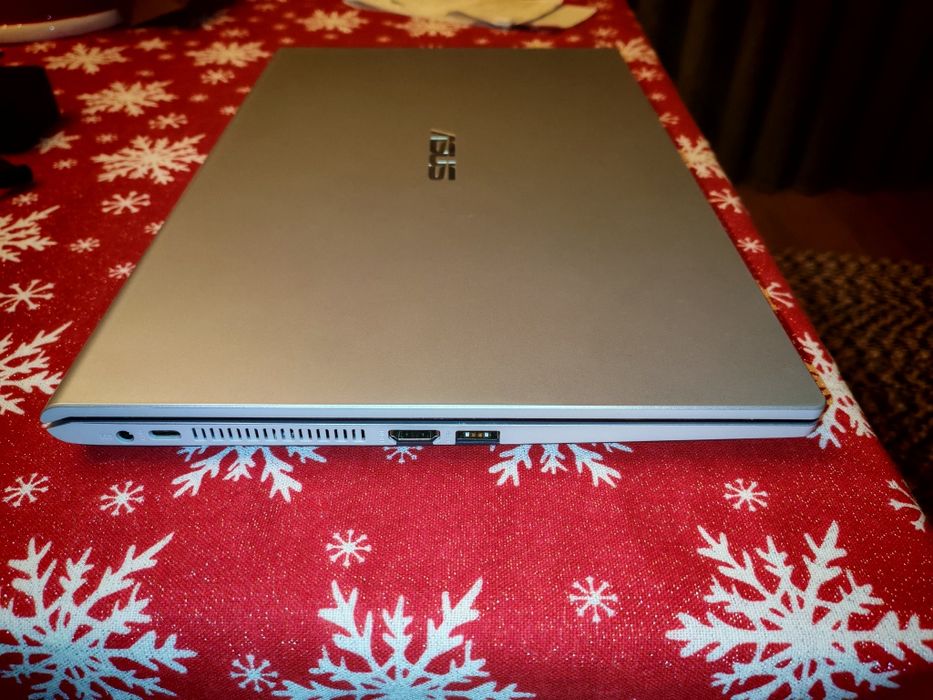 Portátil ASUS F509U 12Gb RAM