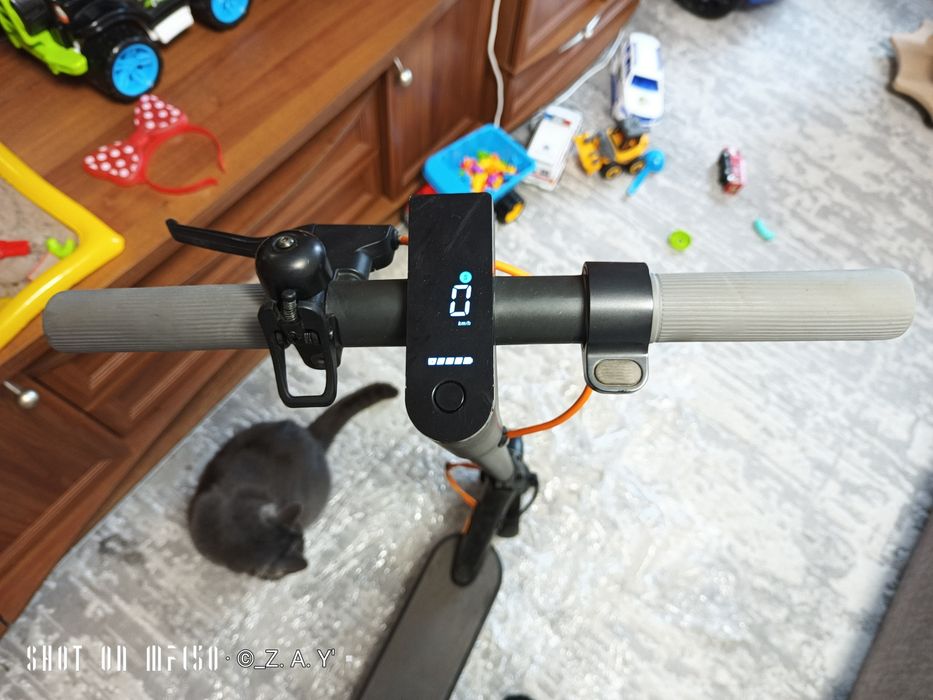 Электросамокат Xiaomi Electric Scooter 4 Go