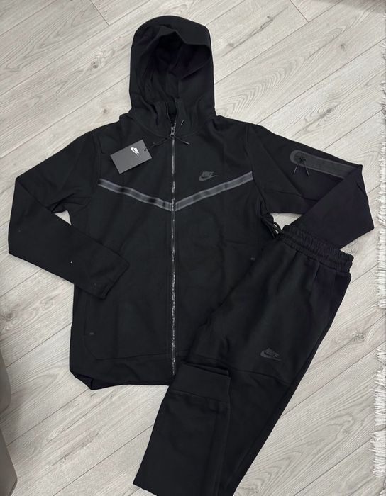 Nowy komplet nike tech fleece rozmiar S
