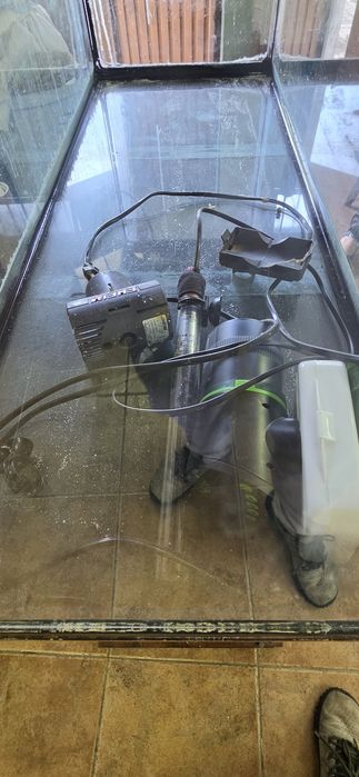 Aquario 180 litros com base e equipamentos