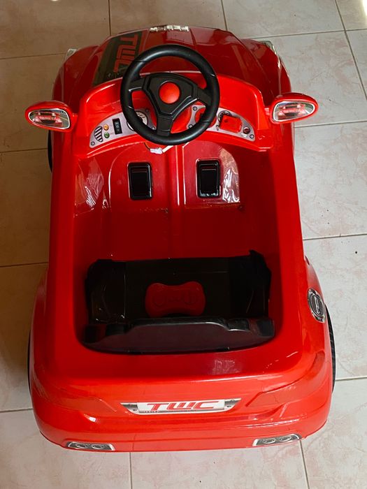 carro com controlo á distância