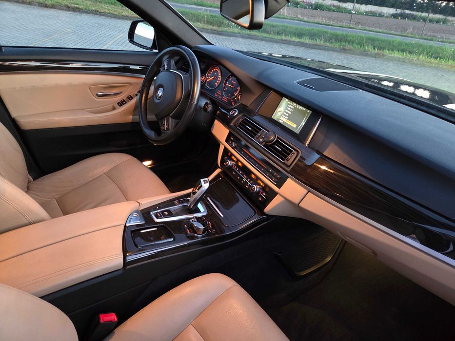 Samochód osobowy BMW 5