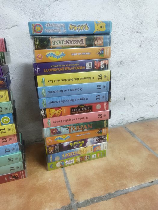 Cassetes VHS, desenho animado, filmes documentos rua sésamo novos