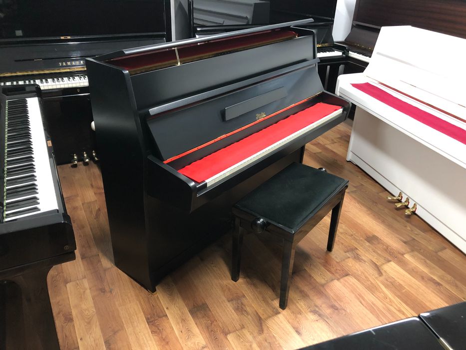 Pianino czarne Rosler petrof