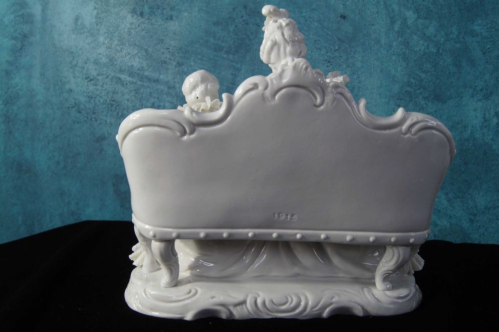 kolekcja figurek porcelanowych