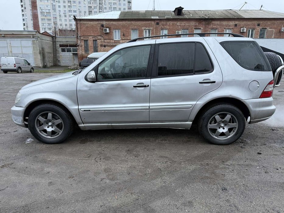 Mercedes ML400 2001рік 4л дизель АКПП повний привід 4х4