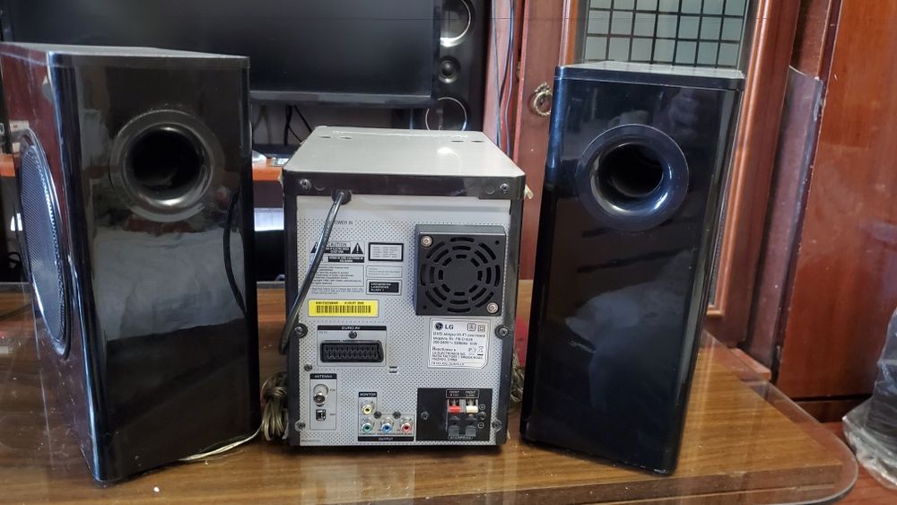 Музыкальный центр LG FB - D163X: 3 600 грн. - Музыкальные центры