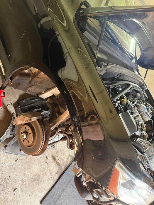 Крило крила переднє праве ліве левое Audi Q5 q5 Ауди 5  кю 5 2009-2017