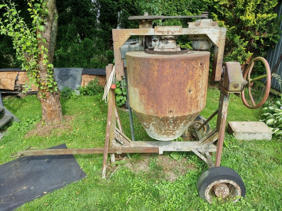 Betoniarka 250 litrów 380V