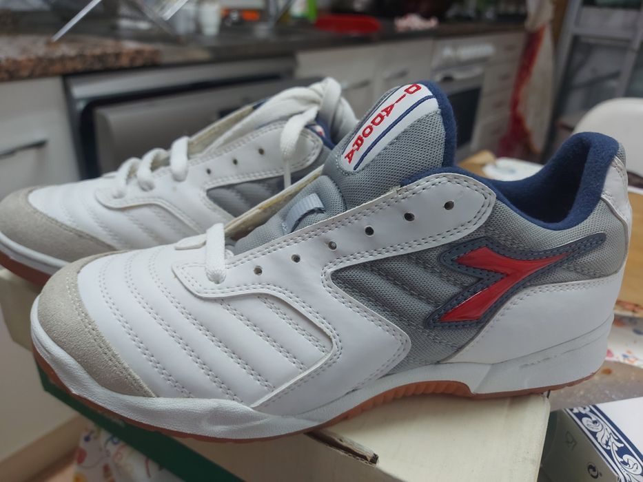 Ténis Diadora brancos n.39, apenas 15€ agora