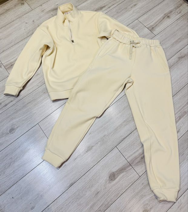 Спортивний костюм L