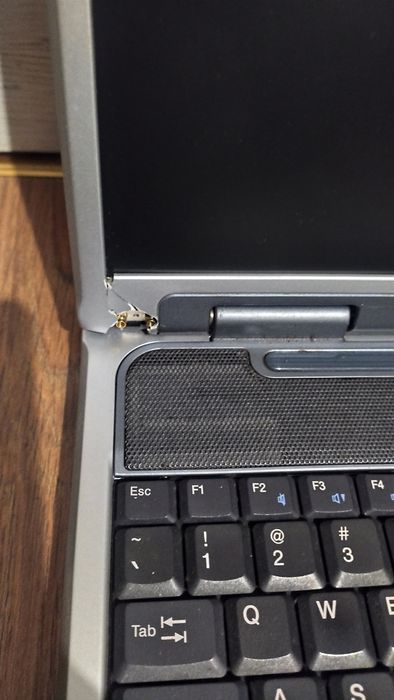 Laptop Gericom Celeron M 1500 ,256mb 40gb combo overdos34040c