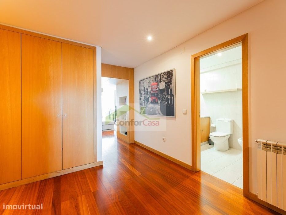 T1 + área adjacente de 2 Quartos | Ar condicionado | Aq. Central | ...