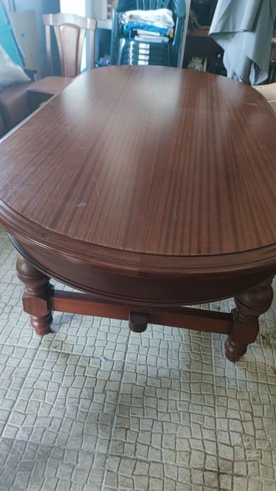 Conjunto Mesa e 8 cadeiras