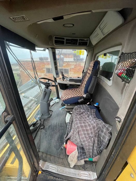 Комбайн NEW HOLLAND TC 5.90