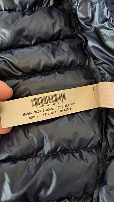 Kurtka puchowa z kapturem Massimo Dutti.