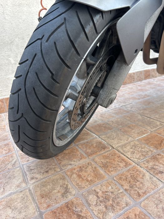 BMW F800ST.