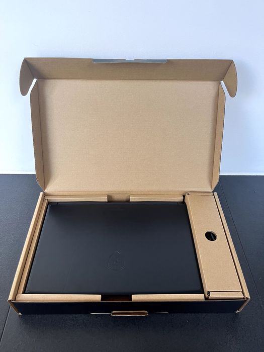 Laptop MSI Katana 17 – i7, RTX 4060, 64 GB RAM, SSD 1 TB, 144 Hz