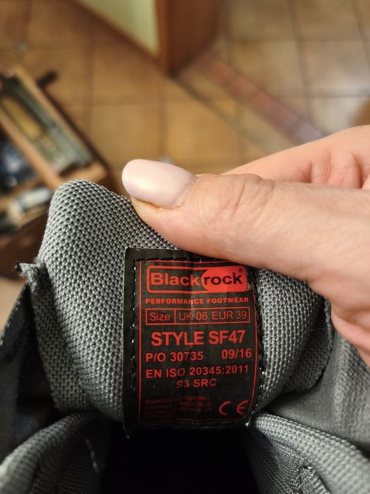 Buty robocze Black Rock z metalowym czubkiem, rozmiar 39 .