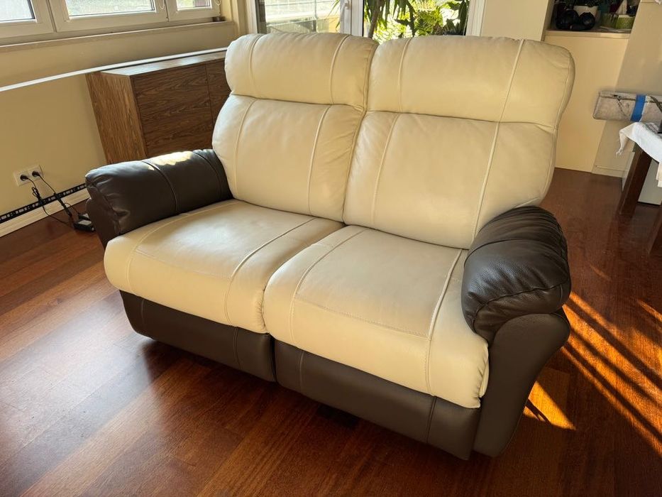 Sofa skórzana 2-osobowa z funkcją relaks (elektryczna)