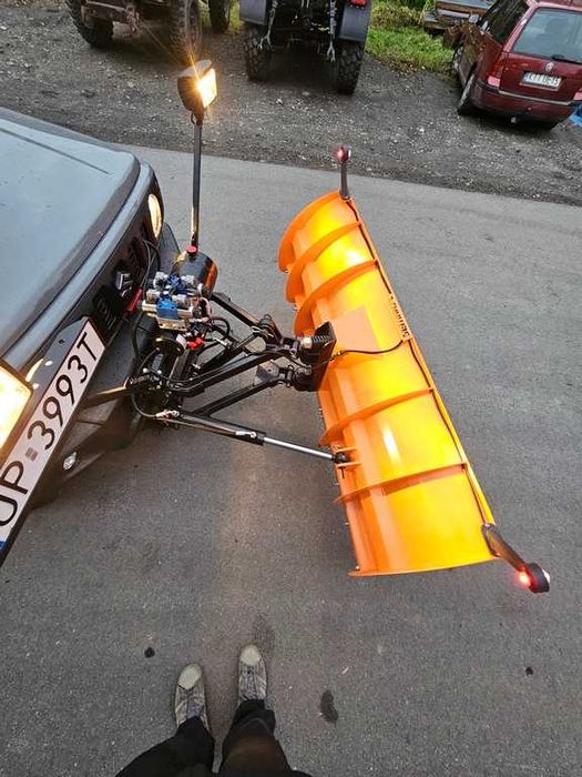 Pług śnieżny elektrohydraulika pełna opcja oświetlenie samochód pojazd