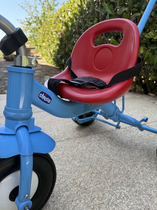Triciclo para criança  Chicco