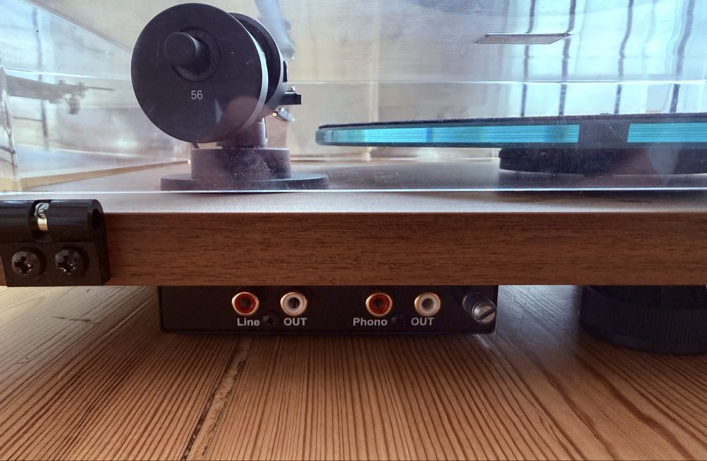 Gramofon Pro-Ject Audio Systems T1 BT Bluetooth