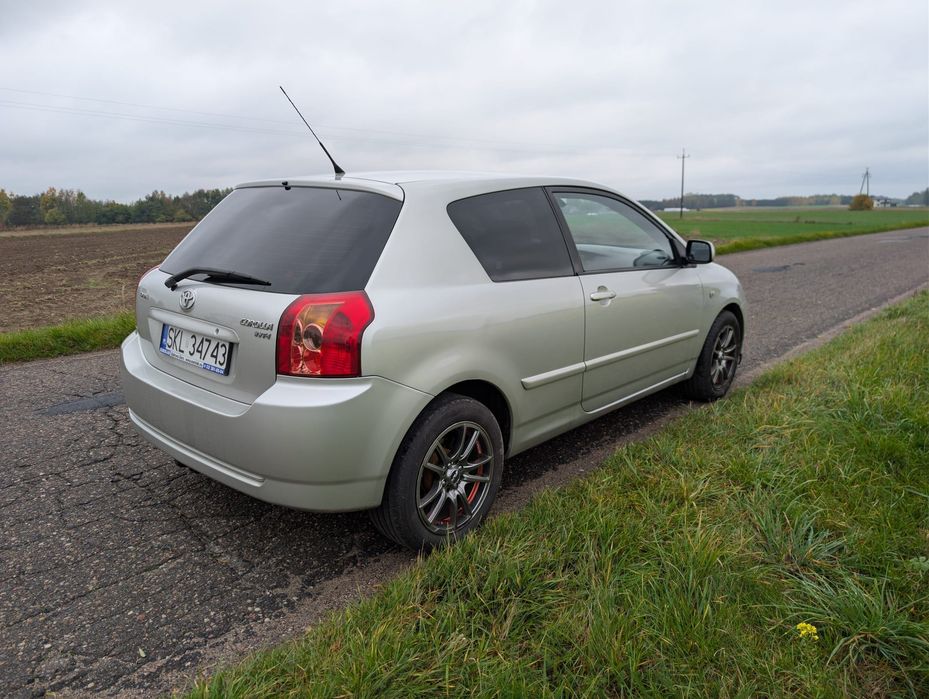Toyota corolla e12