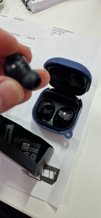 Galaxy buds pro pretos
