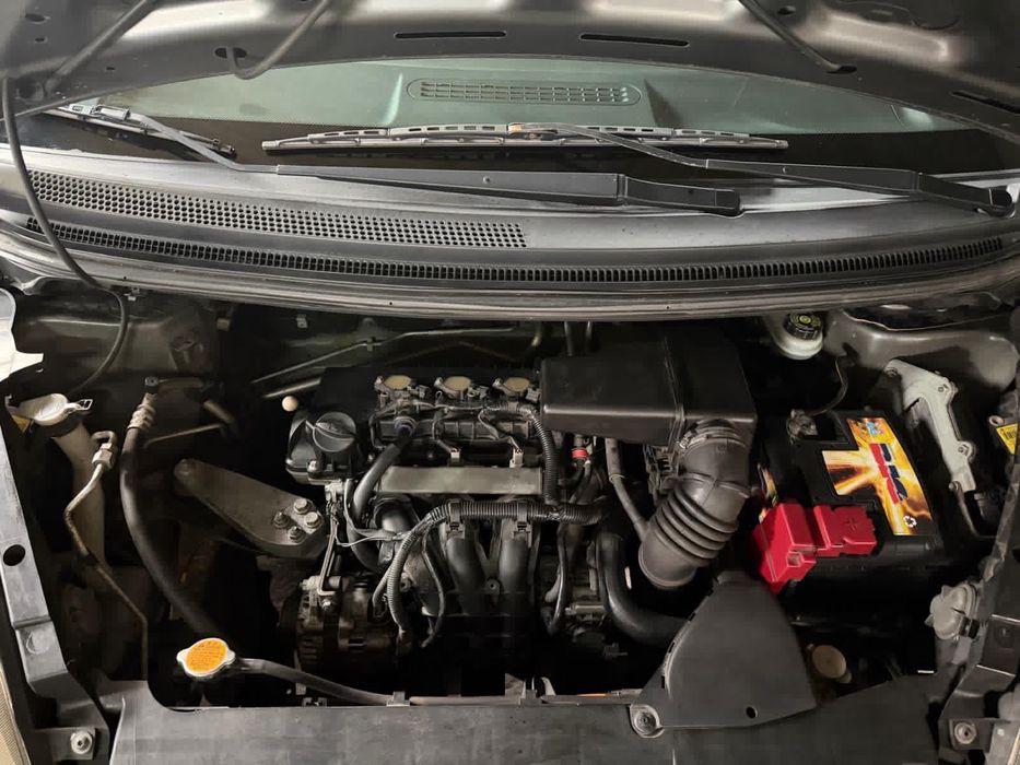 Mitsubishi Colt Z30 Gasolina, Económico e Fiável