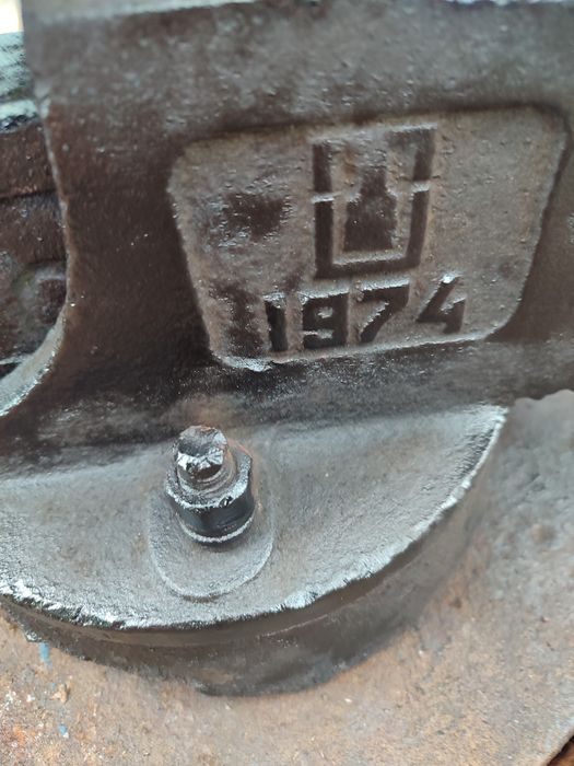 Тиски слесарные 140 мм