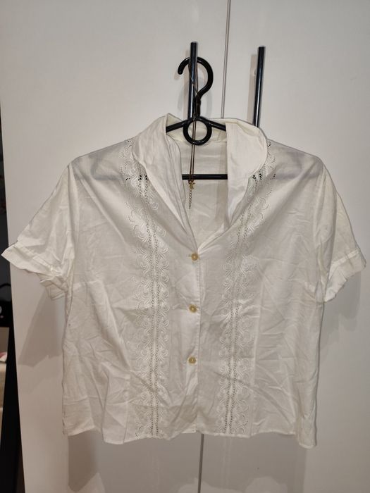 Bluzka damska z haftem