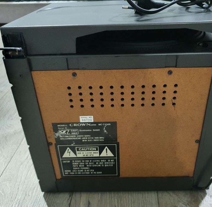Wieża stereo Crown MC-T3368 uszkodzona