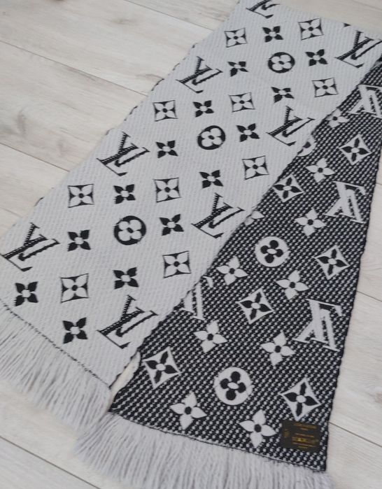 Ciepły szal z monogramem Louis Vuitton