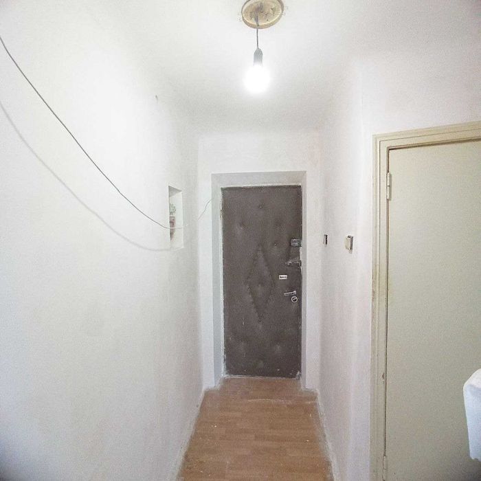Продаю 2 кімнатну квартиру, район Центрального ринку