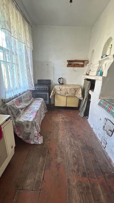 Продаж цегляного будинку в  с.Саварка