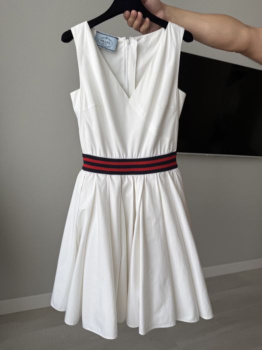 Платье prada оригинал