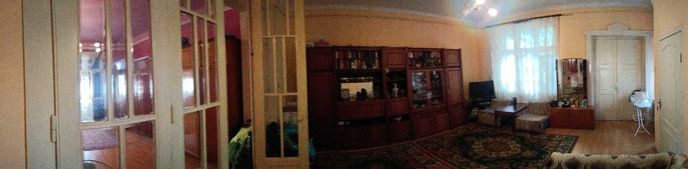 БЕЗПОСЕРЕДНЬО ЦЕНТР МІСТА! ІСТОРИЧНА будівля! 3 кім, 113 кв.м., жила