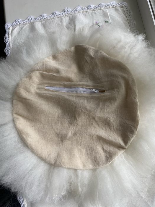 Наволочки на диванні подушки